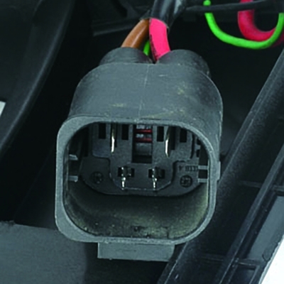 La CLASE E del ventilador C del radiador del coche de Mercedes BENZ W204 CLASIFICA el módulo de control de GLK350 2008-2016 A2045000193 400W