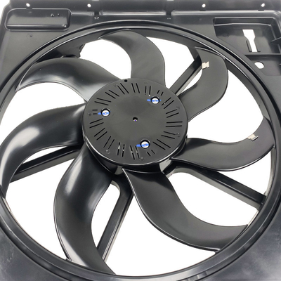 Ventilador de enfriamiento de automóviles con motor universal con certificación Oem 68143894AB e ISO TS15949