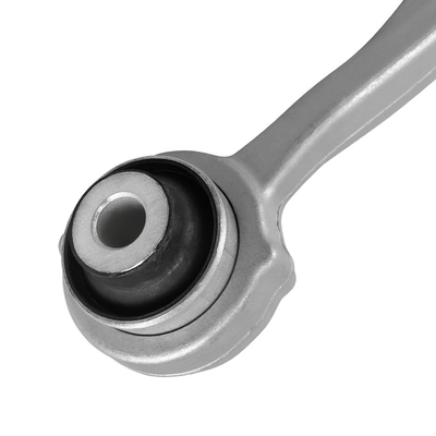 Compatibilidad universal brazo de control automático con el buque y la logística aérea