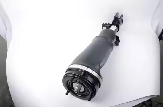 Conjunto de choque aerático para Range Rover MK III L322 Amortizador cargado de gas LR023743 LR012859