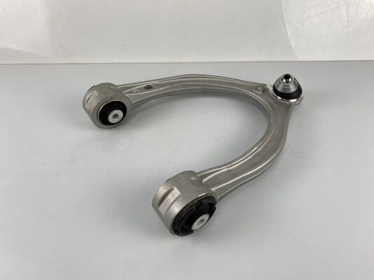 Brazo de control de suspensión delantero superior de alta calidad 2053305501 para Mercedes Clase C W205
