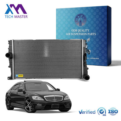 Radiador de refrigeración del motor para F20 F21 F30 F35 F80 F34 F31 F32 F82 Radiador de aluminio 17117600520 17117600511