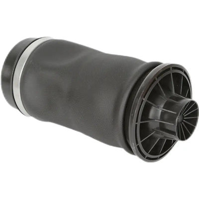 Bajo el control de la dirección del conductor.